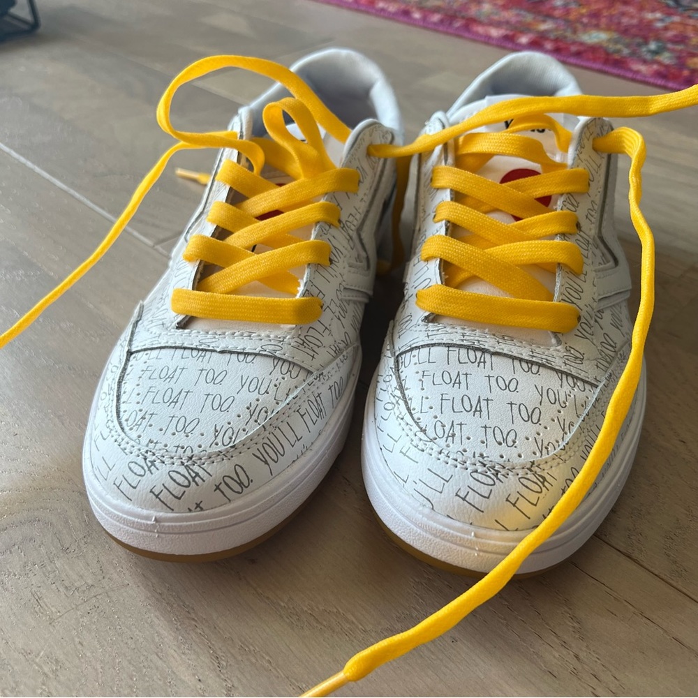 Stephen king IT vans “you’ll float too”